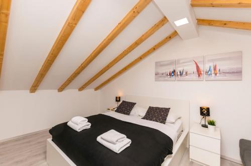 Apartments and Rooms Adriatic Suites