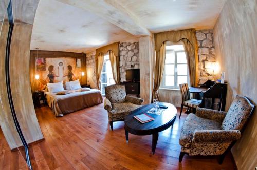 Gallery image of Boutique Hotel Astoria in Kotor