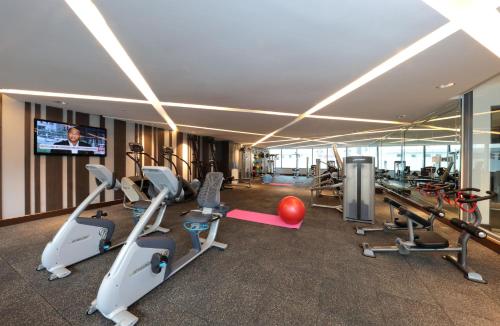 Fitness centrum a/nebo fitness zařízení v ubytování Makati Diamond Residences