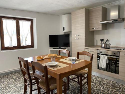 Nhà bếp/bếp nhỏ tại Casa Vacanze da Nonna Beatrice - Camino