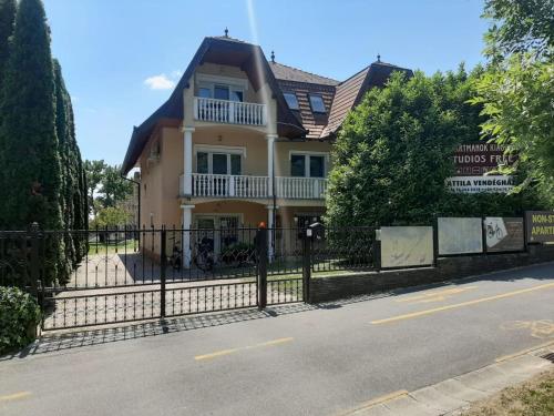 Gallery image of Attila Vend&eacute;gh&aacute;z in H&eacute;v&iacute;z