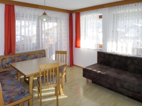 Posezení v ubytování Apartment Sonne-4 by Interhome