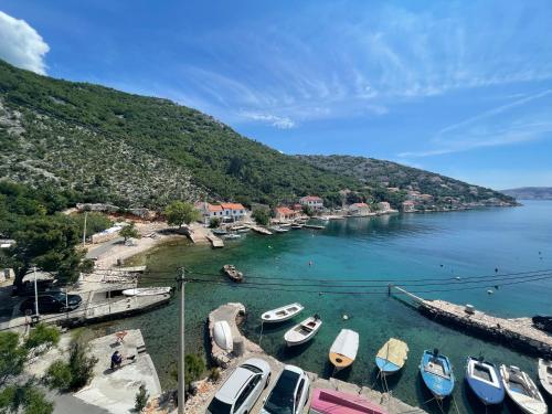 Fotografie z fotogalerie ubytování Apartmani Pulić v destinaci Senj