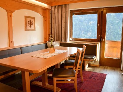 Posedenie v ubytovaní Apartment Wechner-1 by Interhome