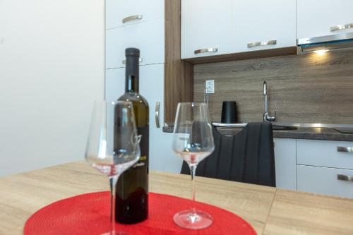Kuchyň nebo kuchyňský kout v ubytování Apartments Maris