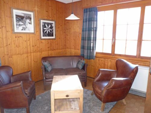 Posezení v ubytování Apartment Frênes by Interhome