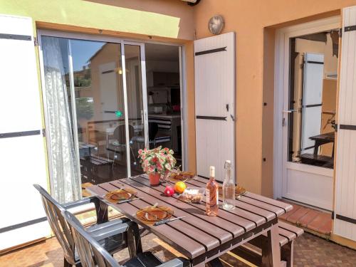 Apartment Les Agathes Plus by Interhome