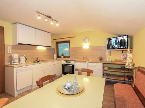 Η κουζίνα ή μικρή κουζίνα στο Apartment Gruber by Interhome