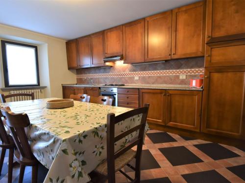 Dapur atau dapur kecil di Holiday Home La Corte Bricca - Casa Padronale by Interhome