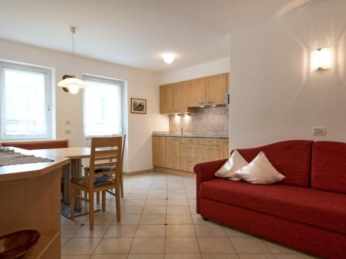 Kuchyňa alebo kuchynka v ubytovaní Apartment Ornella-1 by Interhome