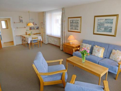 Χώρος καθιστικού στο Apartment Promenade - Utoring-74 by Interhome