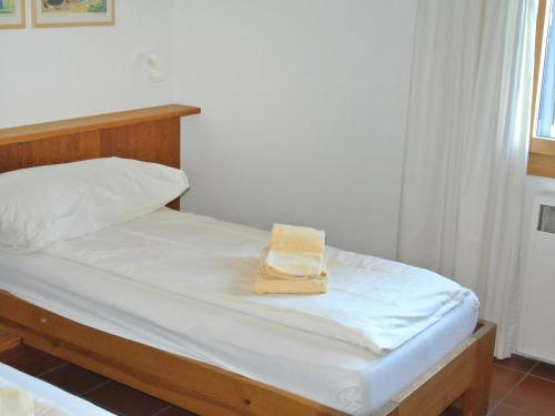 Apartment Residenza Chesa Margun 66-2 by Interhome