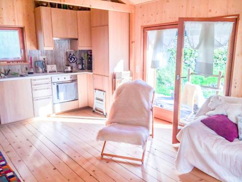 Ett kök eller pentry på Holiday Home Melograno by Interhome