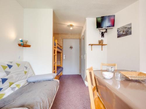 Apartment Ski Soleil 1 - 1511 by Interhome