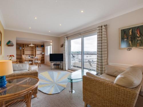 Gallery image of Apartment Broadwaters by Interhome in Instow