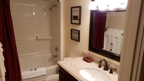 Gallery image of Silver Creek Unit 5404, Ski in-out, Pool Hot Tub in Snowshoe