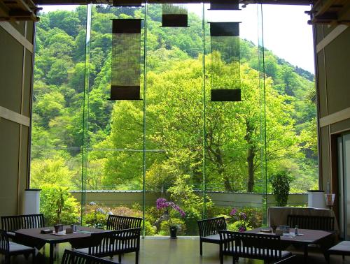 旅館の近くで見られる自然の景観