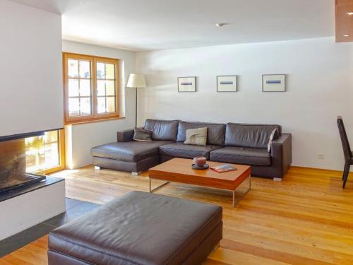Posezení v ubytování Apartment Bergere-2 by Interhome