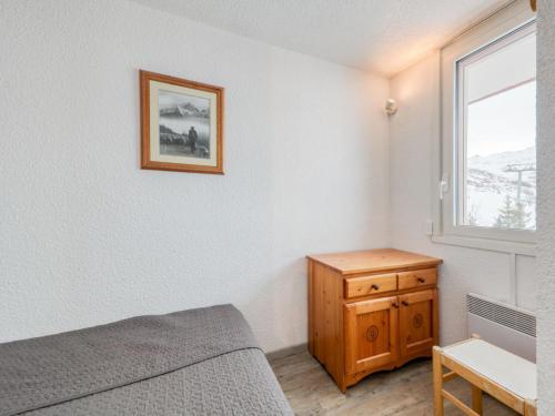Apartment Boëdette 822 D by Interhome