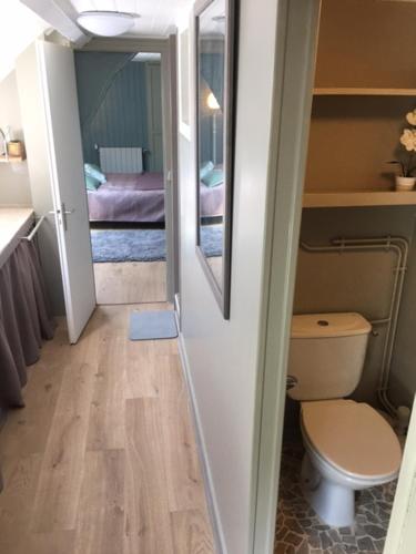 Kúpeľňa v ubytovaní Manoir le Mingreaud Chambres d'hôtes