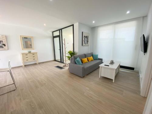 Tarifa Cozy House - Private Pool - Wifi - Modern