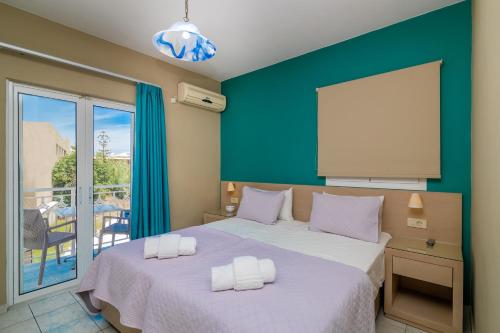 Nikos & Maria Studios
