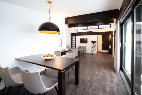 Hotel & Appartements Oberhoferにあるキッチンまたは簡易キッチン