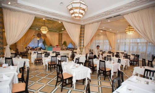 ห้องอาหารหรือที่รับประทานอาหารของ Kanta Resort and Spa