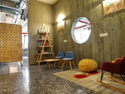 Χώρος καθιστικού στο ibis Styles Ajaccio Napoleon
