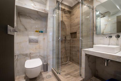 Ένα μπάνιο στο Privilege Luxury Living