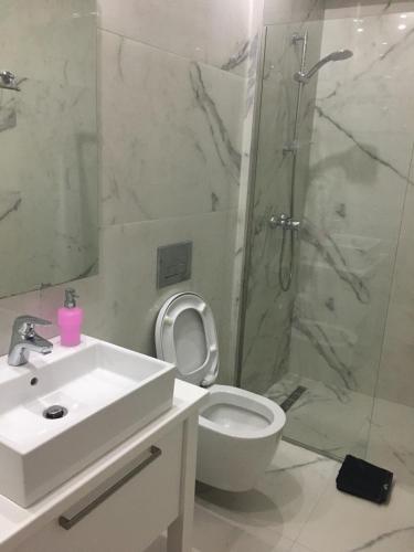 Gallery image of IRINI boutique rooms!!! in Himare