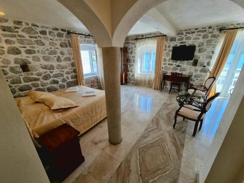 Gallery image of Palace Jelena Rooms in Perast