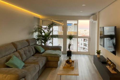 PRECIOSO APARTAMENTO A ESTRENAR EN CENTRO DE NERJA
