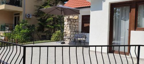 Μπαλκόνι ή βεράντα στο Vila Bianca Srebrno jezero