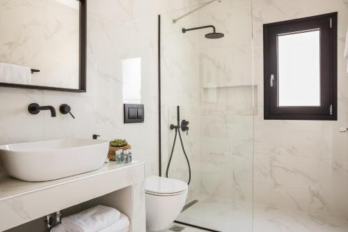 Un baño de Mystique View Villas