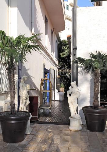 HOTEL PALM BEACH