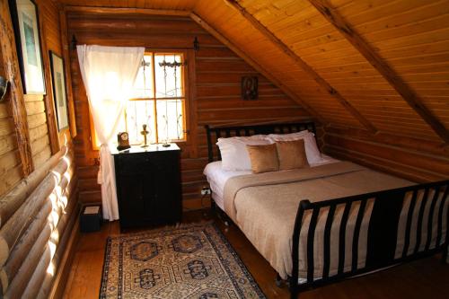 Ένα ή περισσότερα κρεβάτια σε δωμάτιο στο Hotel Khatky Ruslany