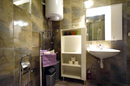 Ένα μπάνιο στο Apartments Dunja