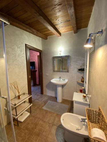 Phòng tắm tại La Casa di Irene