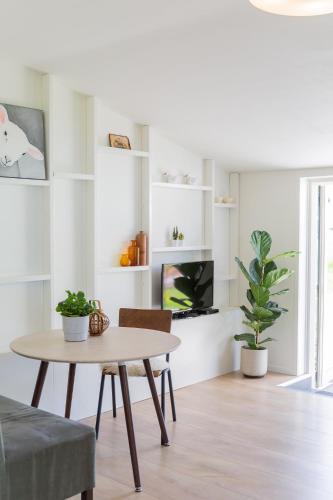 Dapur atau dapur kecil di Boerderij Appartementen Ûnder de Wol - Súdwest Fryslân