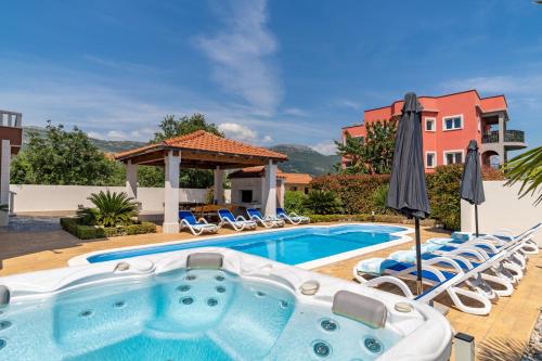 Villa Suker - Jacuzzi, Pool, Sauna