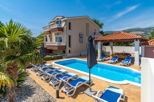 Villa Suker - Jacuzzi, Pool, Sauna
