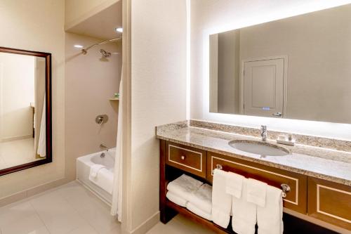 Ett badrum på New Haven Hotel