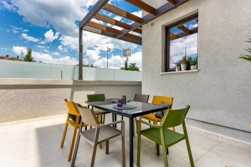 Lunula Residence