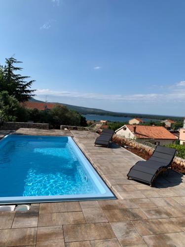 Lili Apartments, Sv Dunata 18