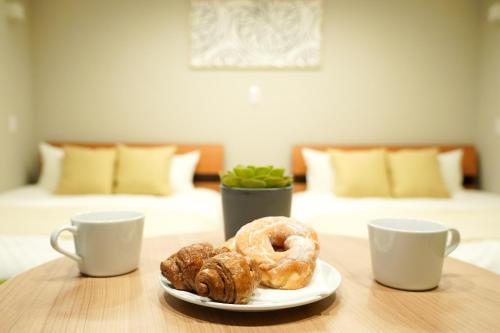 אפשרויות ארוחת הבוקר המוצעות לאורחים ב-Koti Sopo Universal Bay 3 by Liaison