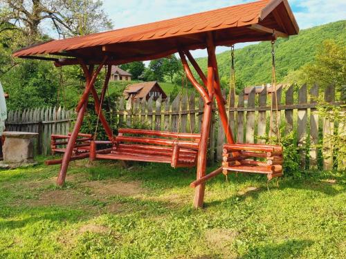 Taman di luar Silentium Clavem Domus I.