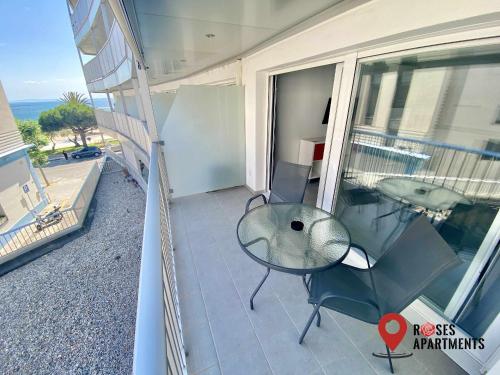 Roses Apartments 2 - vista mar lateral 1habitacion
