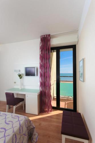 Photo de la galerie de l'établissement Hotel Royal-Spiaggia, à Gatteo a Mare