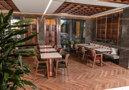 Restoran või mõni muu söögikoht majutusasutuses Henna Hotel Istanbul